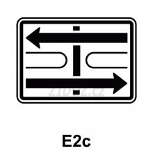 E02c - Tvar křižovatky